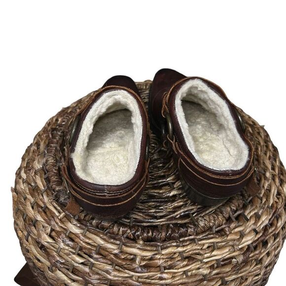 FRYE Women’s Sherpa Lined Brown Belted Leather Mule Heel Size Unknown - Picture 6 of 13